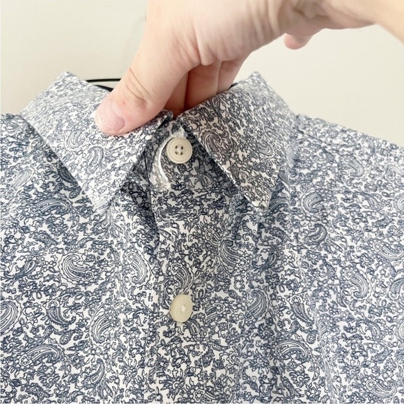 Untuckit Men's Paisley Button Down Shirt L Blue Long Sleeve Cotton Preppy - Picture 4 of 8